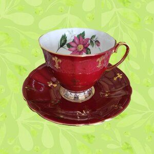 WINDSOR Vintage Burgundy Red & Gold Porcelain Tea Cup